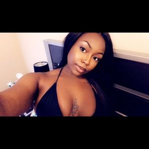 Meet your Posher, Christal